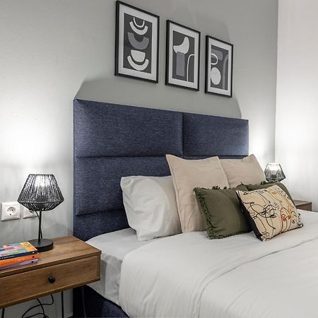 Phaedrus Living: City Center Luxury Flat Loukianou Athén Kültér fotó